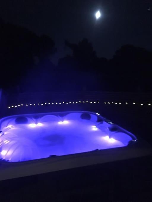 Moors Wood Relaxing ,Tranquil Retreat With Hot Tub Villa Chippenham  Exteriör bild