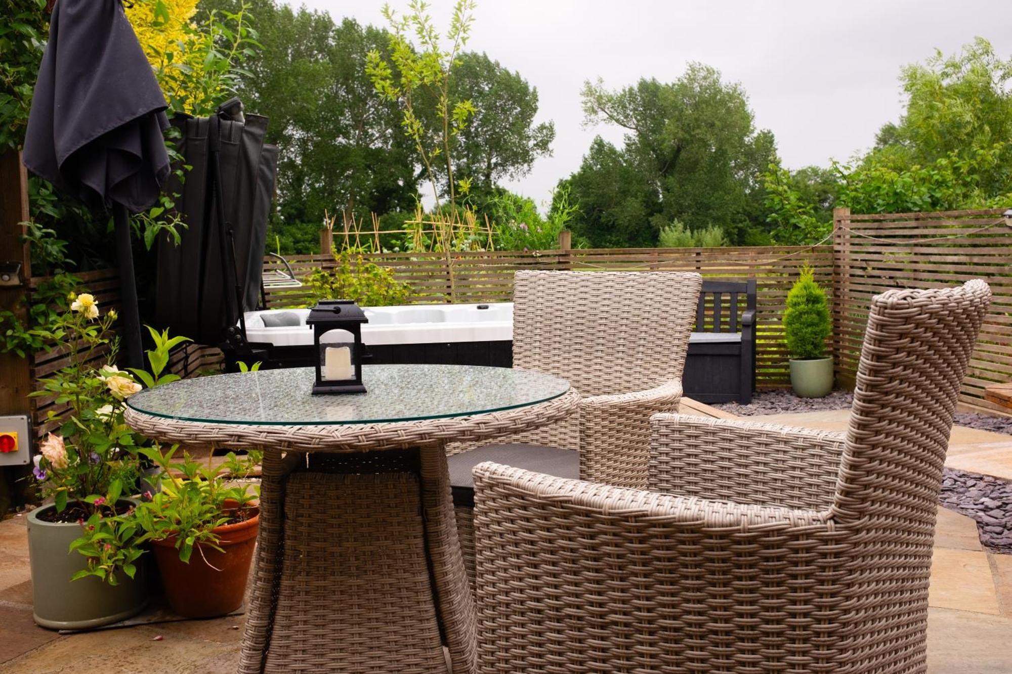 Moors Wood Relaxing ,Tranquil Retreat With Hot Tub Villa Chippenham  Exteriör bild