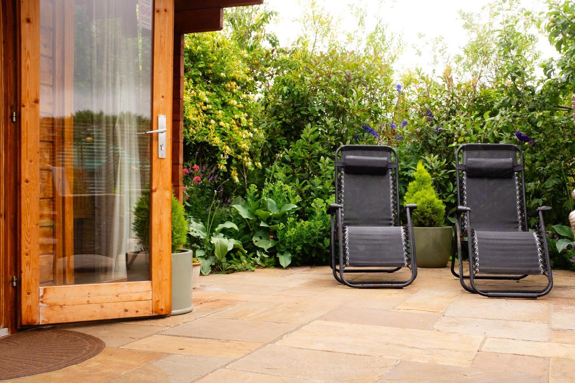Moors Wood Relaxing ,Tranquil Retreat With Hot Tub Villa Chippenham  Exteriör bild